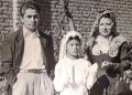 A.1. 1954. Foto de la primera comunión. Eva. En una iglesia, en Azcapotzalco.